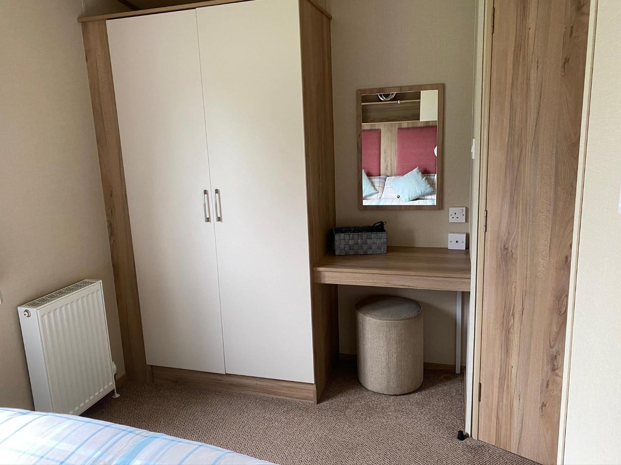 Tattershall Lakes Kingfisher Caravan 8 Berth With Hot Tub & Wifi Kültér fotó